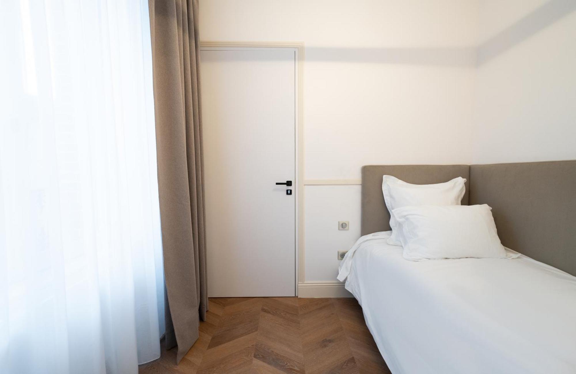 Hotel Margaux Επερνέ Εξωτερικό φωτογραφία